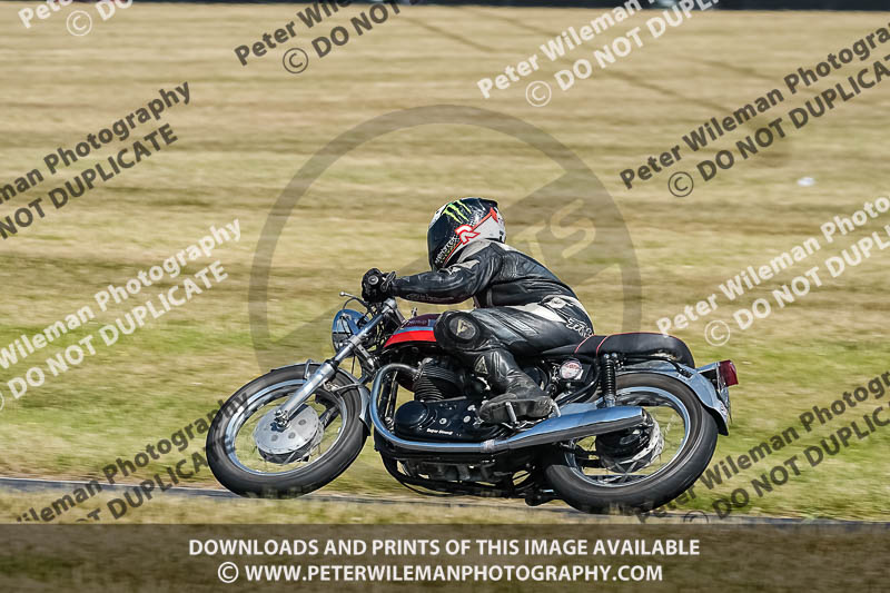 cadwell park;cadwell park photographs;cadwell trackday photographs;enduro digital images;event digital images;eventdigitalimages;peter wileman photography;racing digital images;trackday digital images;trackday photos